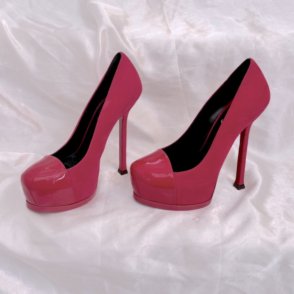 Brand New**Yves Saint Laurent Rive Gauche Suede Pumps